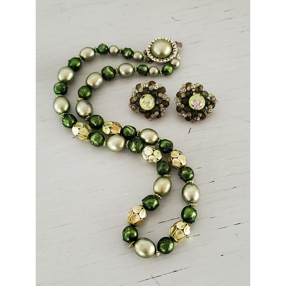 Vintage Green Tone Acrylic Beaded Hong Kong Necklace with Clip On Earrings
